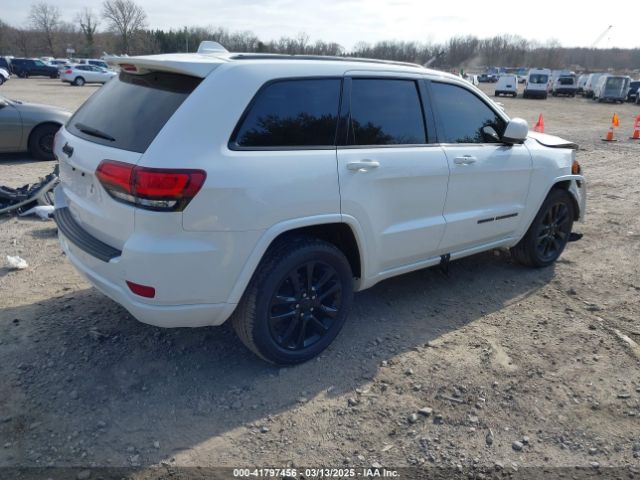 1C4RJFAG8JC500877 Jeep Grand Cherokee Altitude 4x4