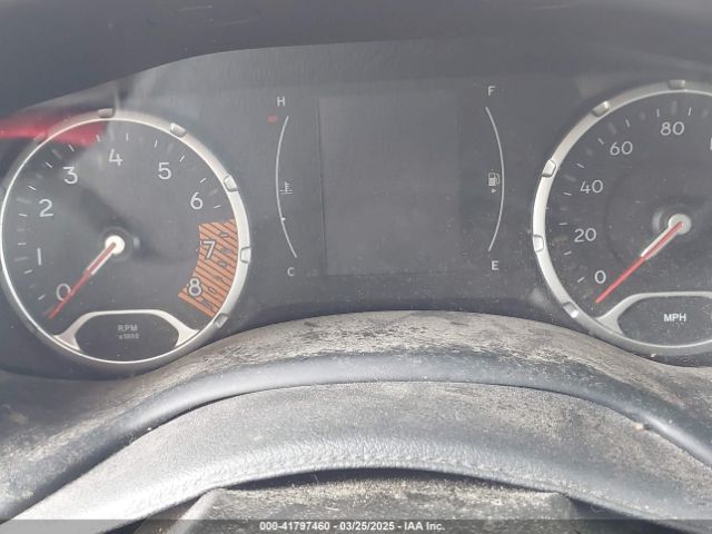 ZACNJAAB4LPM06853 Jeep Renegade Jeepster Fwd