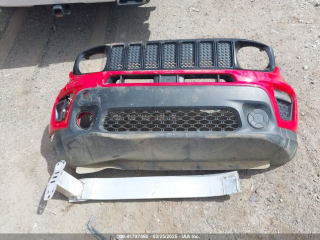 ZACNJAAB4LPM06853 Jeep Renegade Jeepster Fwd
