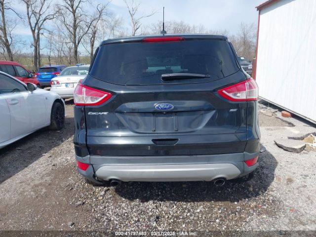 1FMCU0G73FUA15318 Ford ESCAPE SE