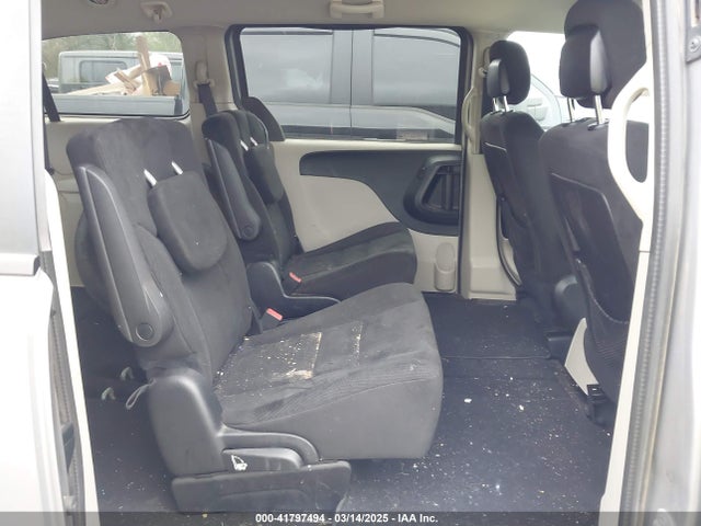 2C4RDGBG1FR658004 Dodge Grand Caravan Se