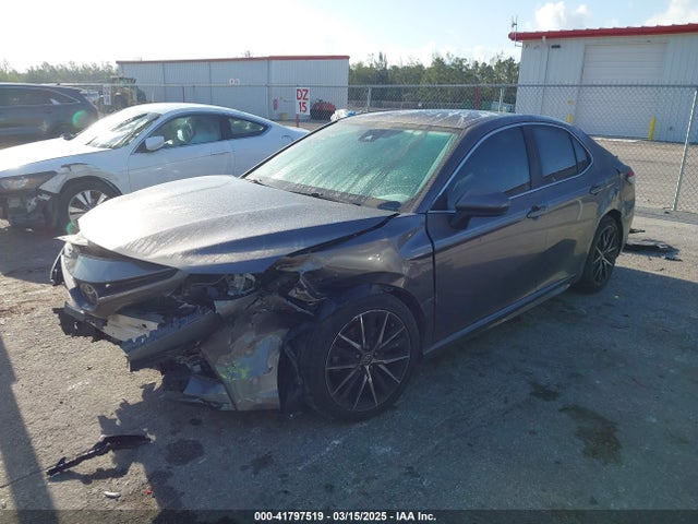 4T1G11AK3MU408410 Toyota CAMRY SE