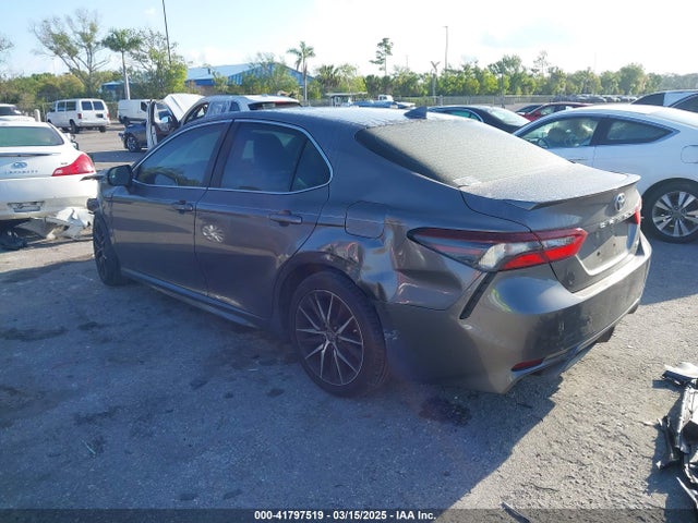 4T1G11AK3MU408410 Toyota CAMRY SE