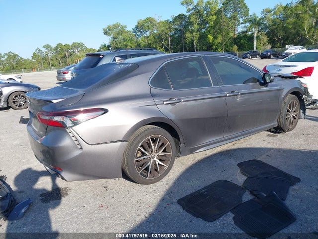 4T1G11AK3MU408410 Toyota CAMRY SE