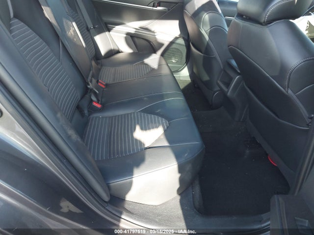 4T1G11AK3MU408410 Toyota CAMRY SE