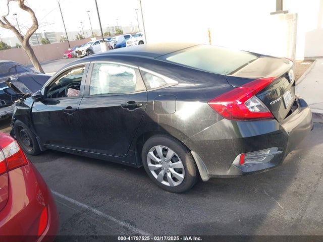 2HGFC2F58JH562713 Honda Civic Lx