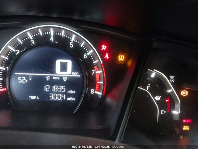 2HGFC2F58JH562713 Honda Civic Lx
