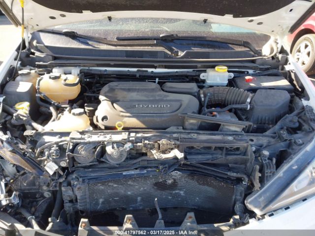 2018 CHRYSLER PACIFICA HYBRID 2C4RC1N70JR112024 Photo 9