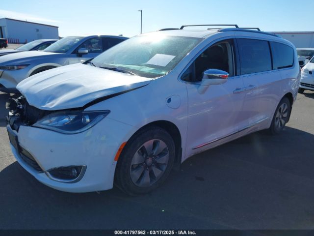 2018 CHRYSLER PACIFICA HYBRID 2C4RC1N70JR112024 Photo 1