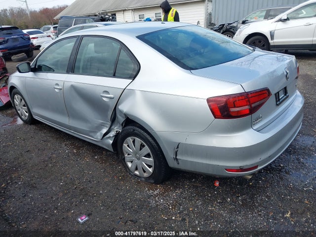 3VW267AJ2GM363427 Volkswagen Jetta 1.4t S