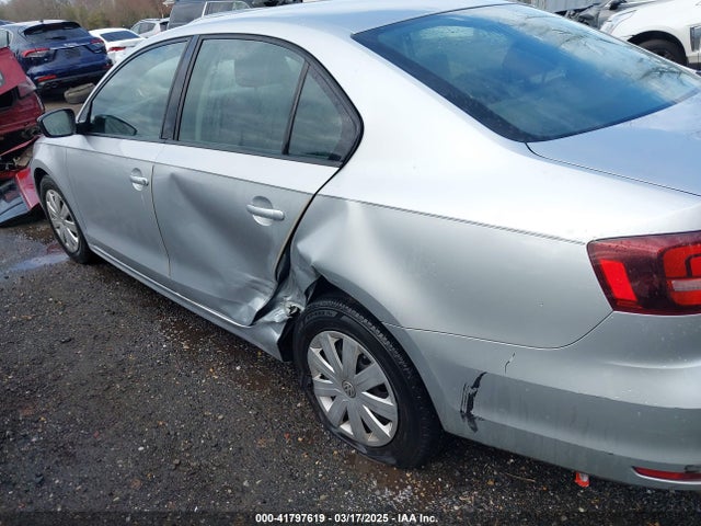3VW267AJ2GM363427 Volkswagen Jetta 1.4t S