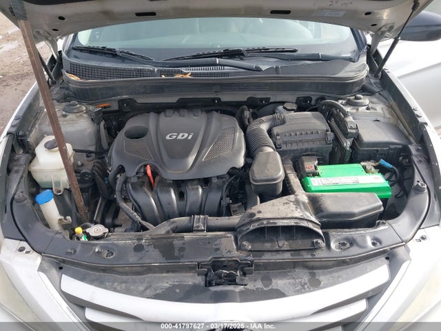 5NPEB4AC2EH918259 Hyundai gamma