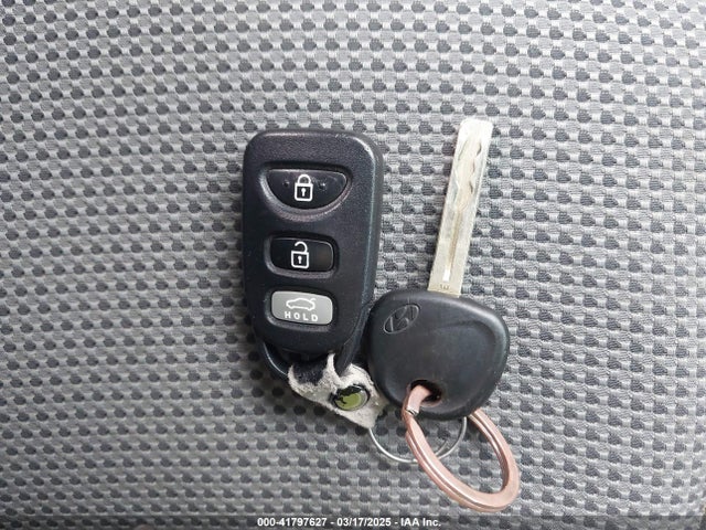 5NPEB4AC2EH918259 Hyundai gamma