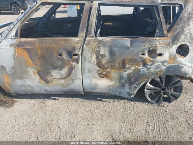 KNDJP3A56G7386341 KIA SOUL +