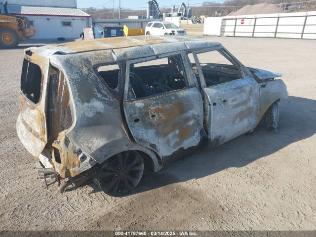KNDJP3A56G7386341 KIA SOUL +