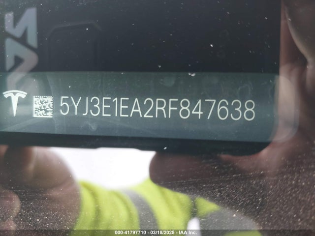 2024 TESLA MODEL 3 5YJ3E1EA2RF847638 Photo 8