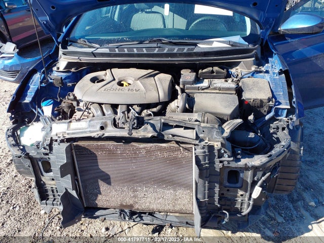 5NPDH4AE5FH586590 Hyundai ELANTRA SE
