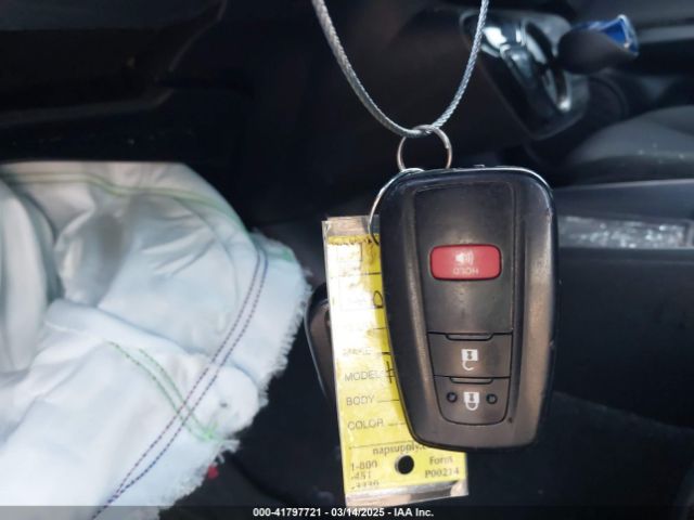 JTDL9RFU2K3013061 Toyota Prius Le