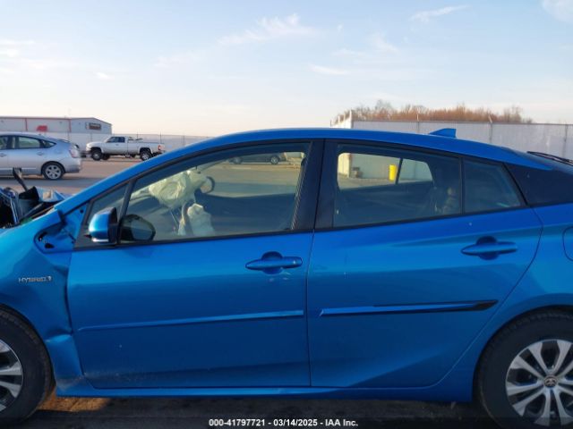 JTDL9RFU2K3013061 Toyota Prius Le