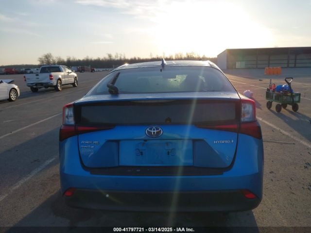 JTDL9RFU2K3013061 Toyota Prius Le