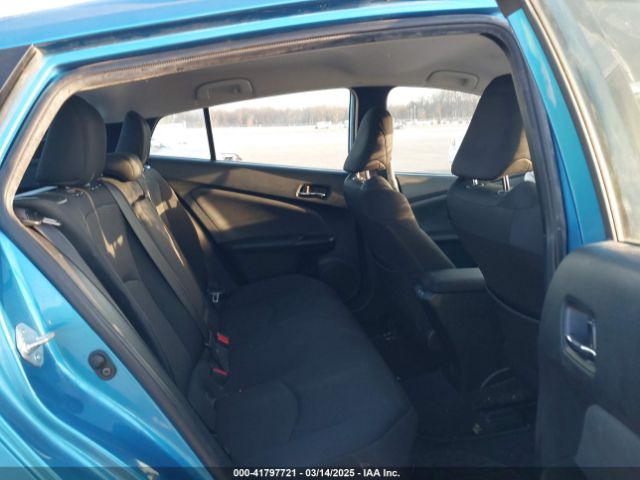JTDL9RFU2K3013061 Toyota Prius Le