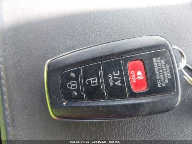 JTDKARFP5K3107142 Toyota Prius Prime Advanced