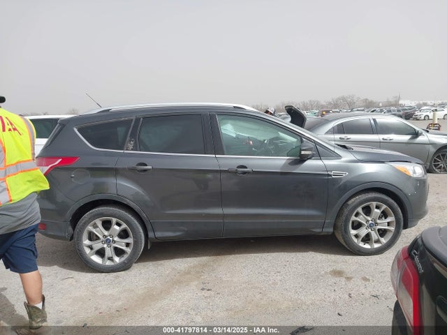 1FMCU0J92GUB06673 Ford 2016