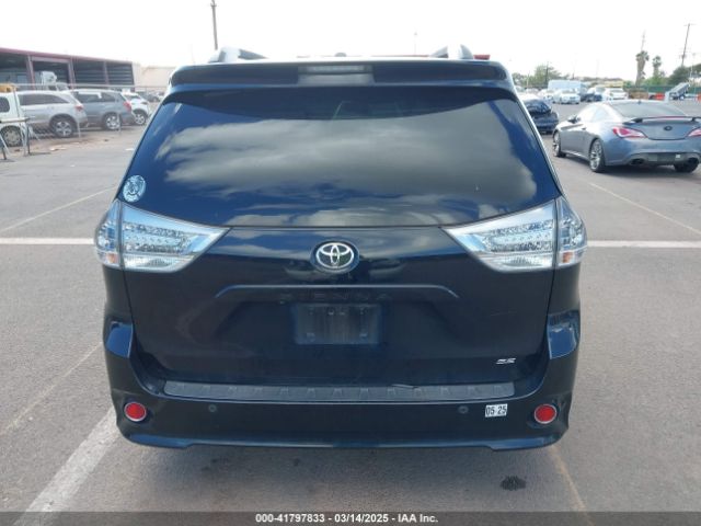 5TDXK3DC2FS605206 Toyota Sienna Se 8 Passenger/se Premium 8 Passenger
