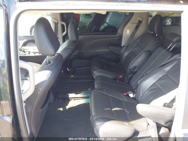 5TDXK3DC2FS605206 Toyota Sienna Se 8 Passenger/se Premium 8 Passenger