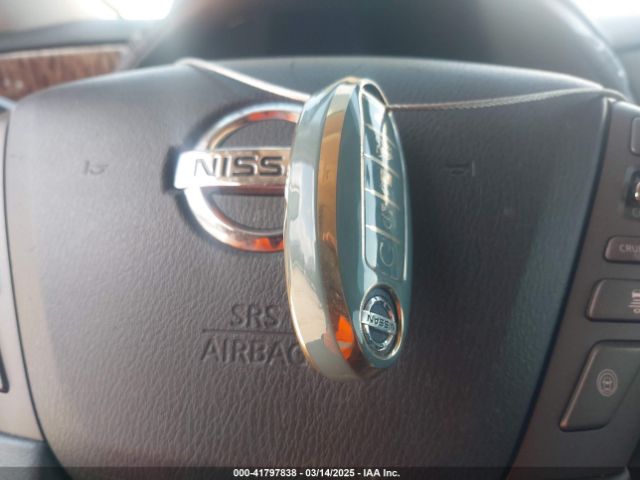 JN8AY2ND6LX017549 Nissan Armada Sl 2wd