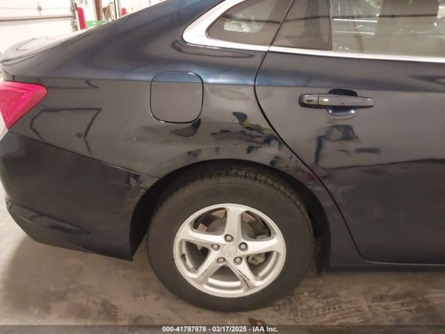 1G1ZC5ST7HF213693 Chevrolet Malibu 1fl