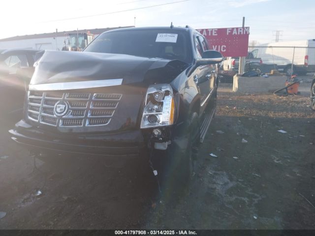 2011 CADILLAC ESCALADE ESV 1GYS4JEFXBR329720 Photo 1