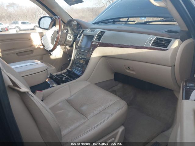 2011 CADILLAC ESCALADE ESV 1GYS4JEFXBR329720 Photo 4