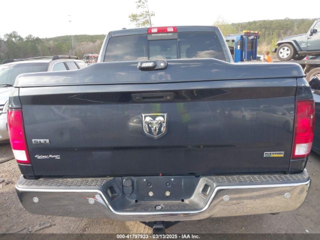 1C6RR6LG4HS670828 RAM 1500 Slt  4x2 5'7 Box