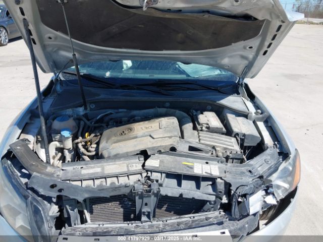 1VWAT7A32EC120334 Volkswagen Passat 1.8t Wolfsburg Edition