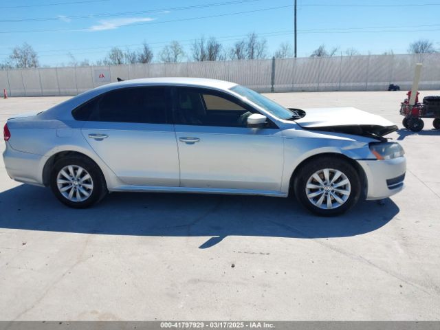 1VWAT7A32EC120334 Volkswagen Passat 1.8t Wolfsburg Edition