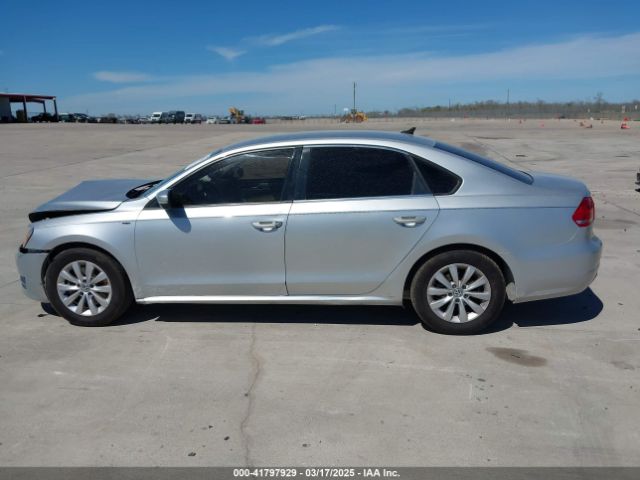 1VWAT7A32EC120334 Volkswagen Passat 1.8t Wolfsburg Edition