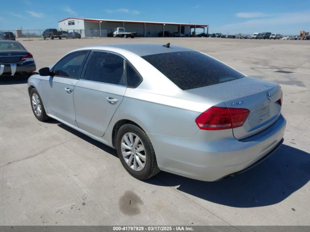 1VWAT7A32EC120334 Volkswagen Passat 1.8t Wolfsburg Edition