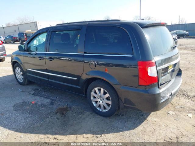 2015 CHRYSLER TOWN & COUNTRY 2C4RC1BG0FR672993 Photo 2