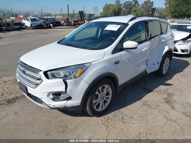 1FMCU9HD2JUB73344 Ford ESCAPE SEL