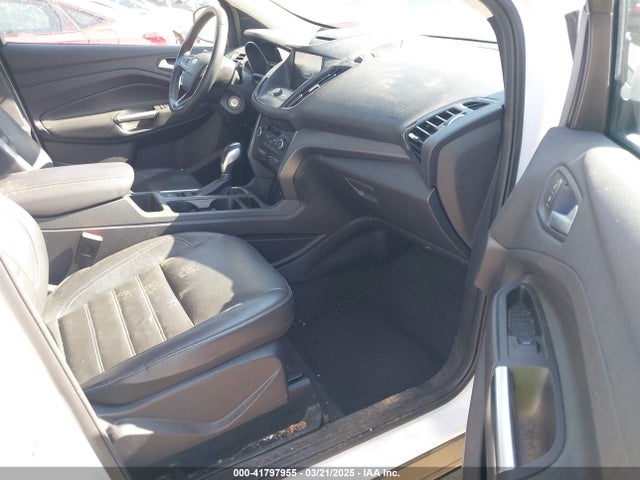 1FMCU9HD2JUB73344 Ford ESCAPE SEL