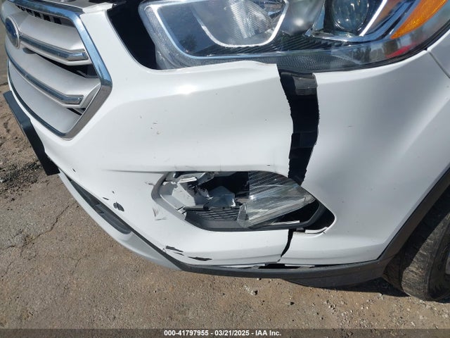 1FMCU9HD2JUB73344 Ford ESCAPE SEL