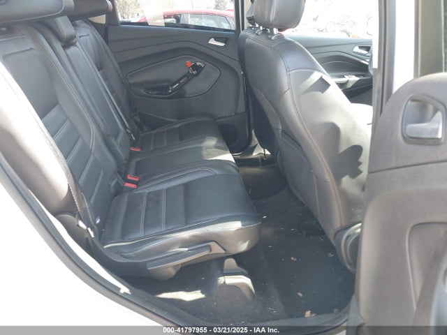 1FMCU9HD2JUB73344 Ford ESCAPE SEL