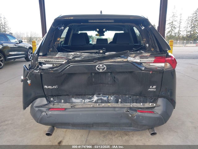 2T3F1RFV0NW283419 Toyota RAV4 LE