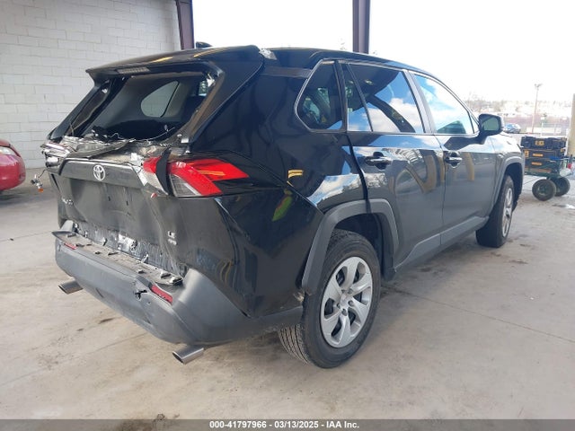 2T3F1RFV0NW283419 Toyota RAV4 LE