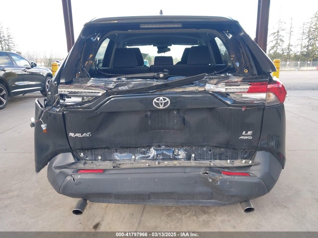2T3F1RFV0NW283419 Toyota RAV4 LE