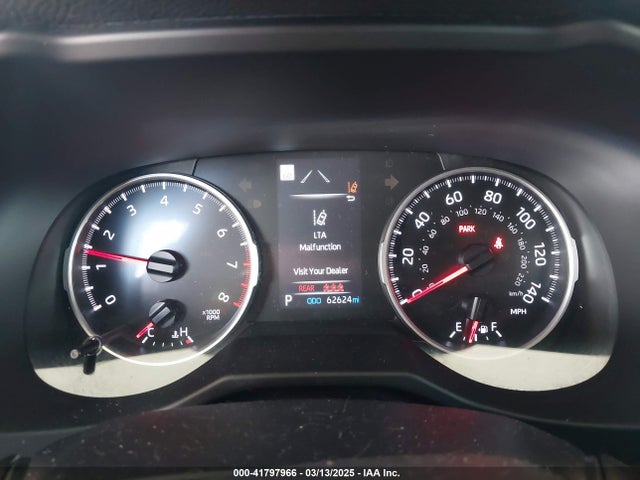 2T3F1RFV0NW283419 Toyota RAV4 LE