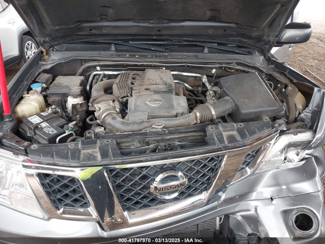 1N6AD0ER2KN759977 Nissan 2019