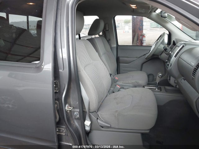 1N6AD0ER2KN759977 Nissan 2019