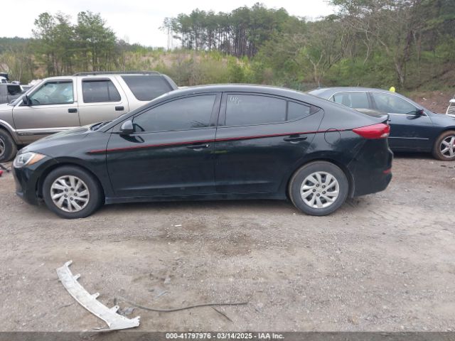 5NPD74LF9JH302461 Hyundai ELANTRA SE